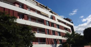 beau f1 a louer a sainte clotilde