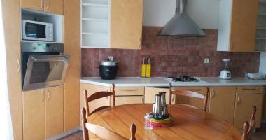 des appartements t4 de haut standing meublés et équipés dans une résidence à ivandry ( contact lalaina )