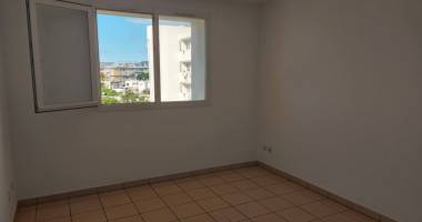 studio etudiant lumineux