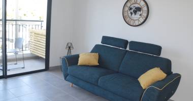 studio meublé de 25m² à louer à ste clotilde réf 21136g