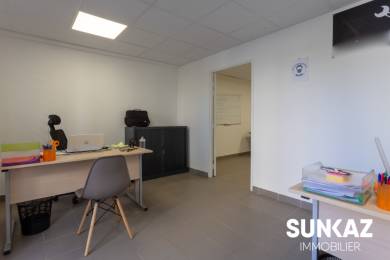 Location  Local commercial  Saint-Pierre (97410) - REUNION