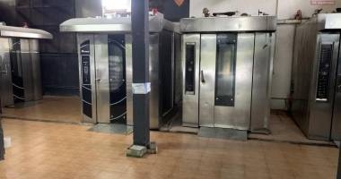 curepipe 16 eme mille à vendre commerce de fabrication de pain.