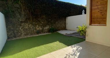 t3 avec jardin centre-ville de saint-denis