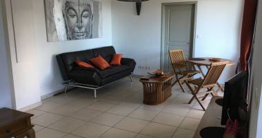 appartement t2 meublé - la possession