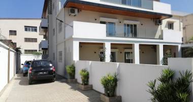 À louer 2 appartements de standing type t4 à proximité du centre commercial leader price et l'ambassade américain sis à ambohibao