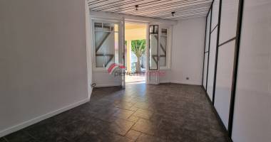 local commercial 35 m2 centre ville