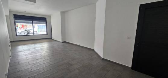 Location  Local Professionnel / commercial Le Port (97420) - REUNION