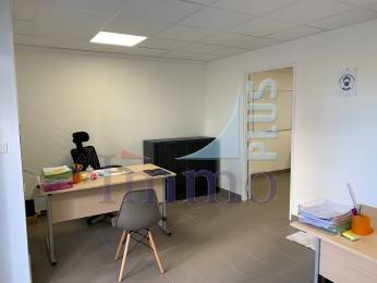 Location  Local Commercial Saint-Pierre (97410) - REUNION