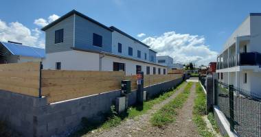 appartement f3 avec petit jardin