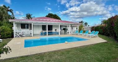 À vendre villa de 4 pieces sur un terrain 910 m2 À saint-franÇois