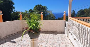 bouillante- appartement rdc t2 de 52 m2 - meublé - campagne et vue mer