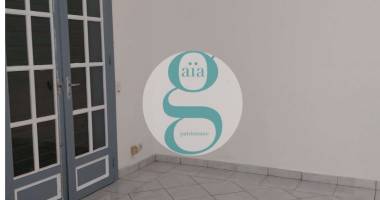 local professionnel  44m2 a louer - st andré - ville