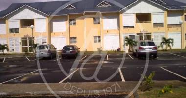 À louer 890 € appartement t3 - petit bourg