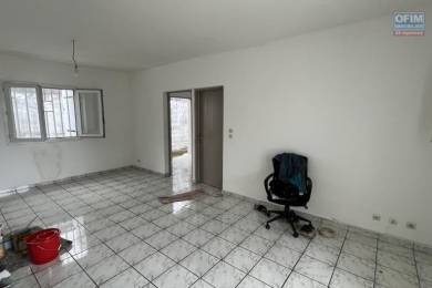 Location  Local commercial Saint-Denis (97400) - REUNION