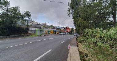 a vendre terrain de 833m² 19 eme km