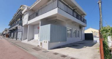 local rue des bons enfants 110m2