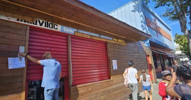 local professionnel ou commercial - 260 m²