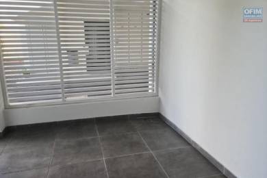 Location  Local commercial Saint-Pierre (97410) - REUNION