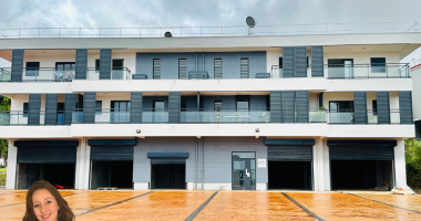 local commercial à louer de 79 m2 à saint-claude - idéal pour commerce de proximité