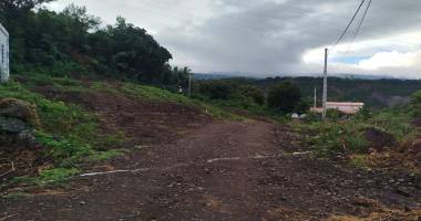 a vendre terrain de 243.23 m2 à la rivière saint louis