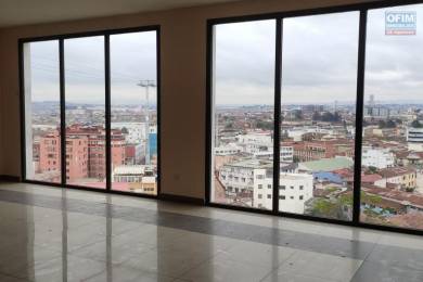 Location  Local commercial ANTANANARIVO () - MADAGASCAR