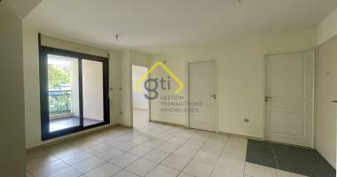 À vendre appartement f3 à montgaillard - saint-denis