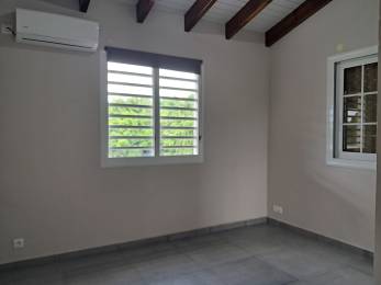 Location VILLA MODERNE Les Abymes (97139) - GUADELOUPE