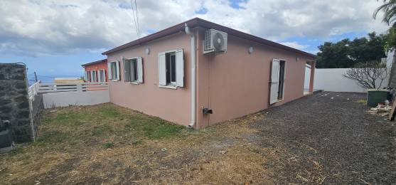 Location villa mitoyenne T4  Mi-pente de l'Ouest (97411) - REUNION