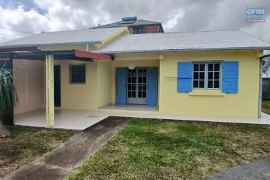 Location Maison Mi-pente de l'Ouest (97435) - REUNION