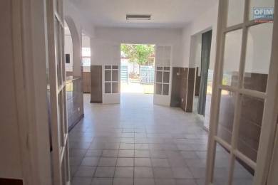 Location Maison Mi-pente de l'Ouest (97435) - REUNION