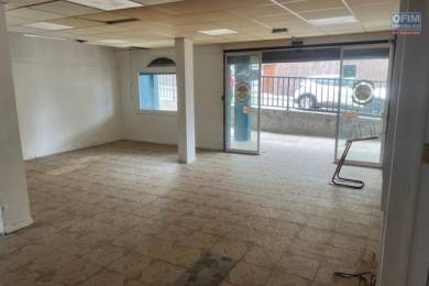 Location  Local commercial Les Avirons (97425) - REUNION