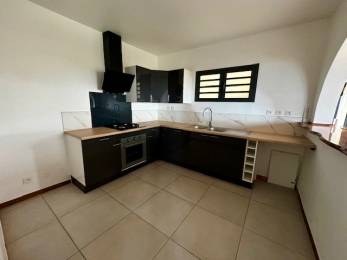 Location Haut de villa F4 vue mer  Etang Salé (97427) - REUNION