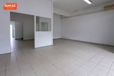 Location  Local commercial  La Possession (97419) - REUNION