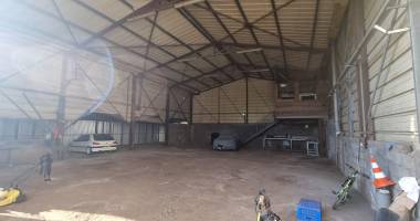 a louer entrepot de 350m² st pierre 