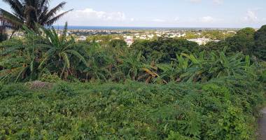 terrain constructible avec vue mer – sainte-suzanne, quartier français