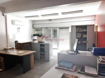 Location  Local Professionnel Saint-Pierre (97410) - REUNION