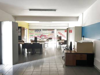 Location  Local Professionnel Saint-Pierre (97410) - REUNION