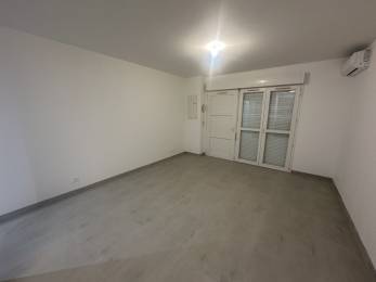 Achat Studio Saint-Denis (97400) - REUNION