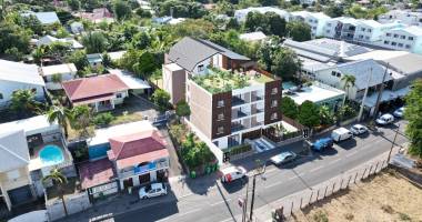appartement t2 dans très belle résidence etang salé les hauts
