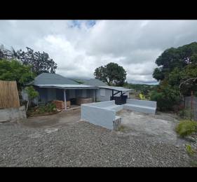 Location Maison Mi-pente de l'Ouest (97435) - REUNION