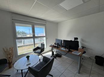 Location  Bureaux Sainte-Clotilde (97490) - REUNION