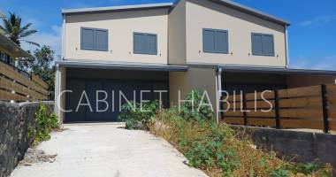 À louer   maison jumelee t4 d'environ 79,73 m2  - saint-joseph - 1 108,68 €