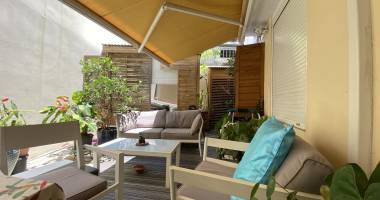 st denis (proche du petit marché) - t4 80m2 avec jardin