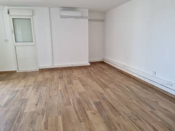 Location  Local Professionnel Saint-André (97440) - REUNION