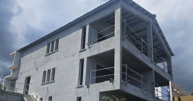 etang-sale-les hauts - vente  trois appartements neufs - superbe vue