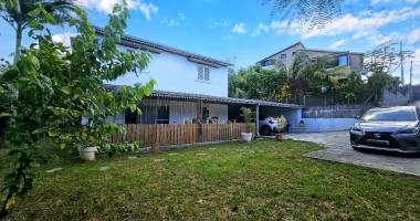 villa f5 sur le secteur prisé de deux rives