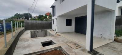 achat villa à mi-pente de l'ouest (97411)