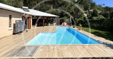 🏡 a vendre maison -gosier 512 000 € - 147 m² avec piscine et grand jardin 🌿**