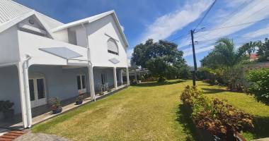 maison -7 pièces- 325m²