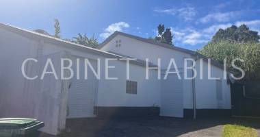 À louer   une maison type t3 de 115.74 m2 environ - petite-ile - 1 160.00 €